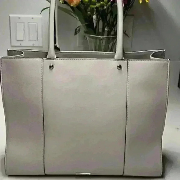 NWOT! Rebecca Minkoff Large Taupe MAB Tote - Saffiano Leather PRISTINE! - Picture 8 of 16
